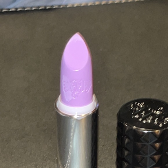 🆕Kat Von D studded kiss lipstick COVEN violet NIB FULL SIZE sold out online!!! - Picture 10 of 13